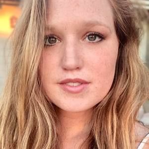 Meet your Posher, Savannah